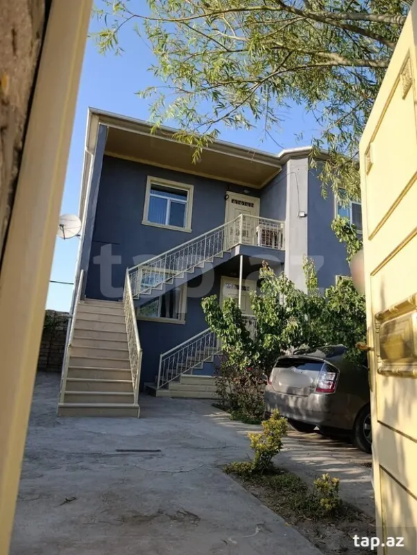 Satılır 6 otaqlı həyət evi