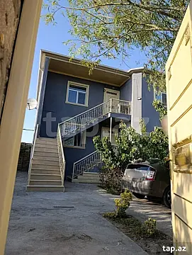 Satılır 6 otaqlı həyət evi
