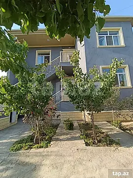 Satılır 6 otaqlı həyət evi