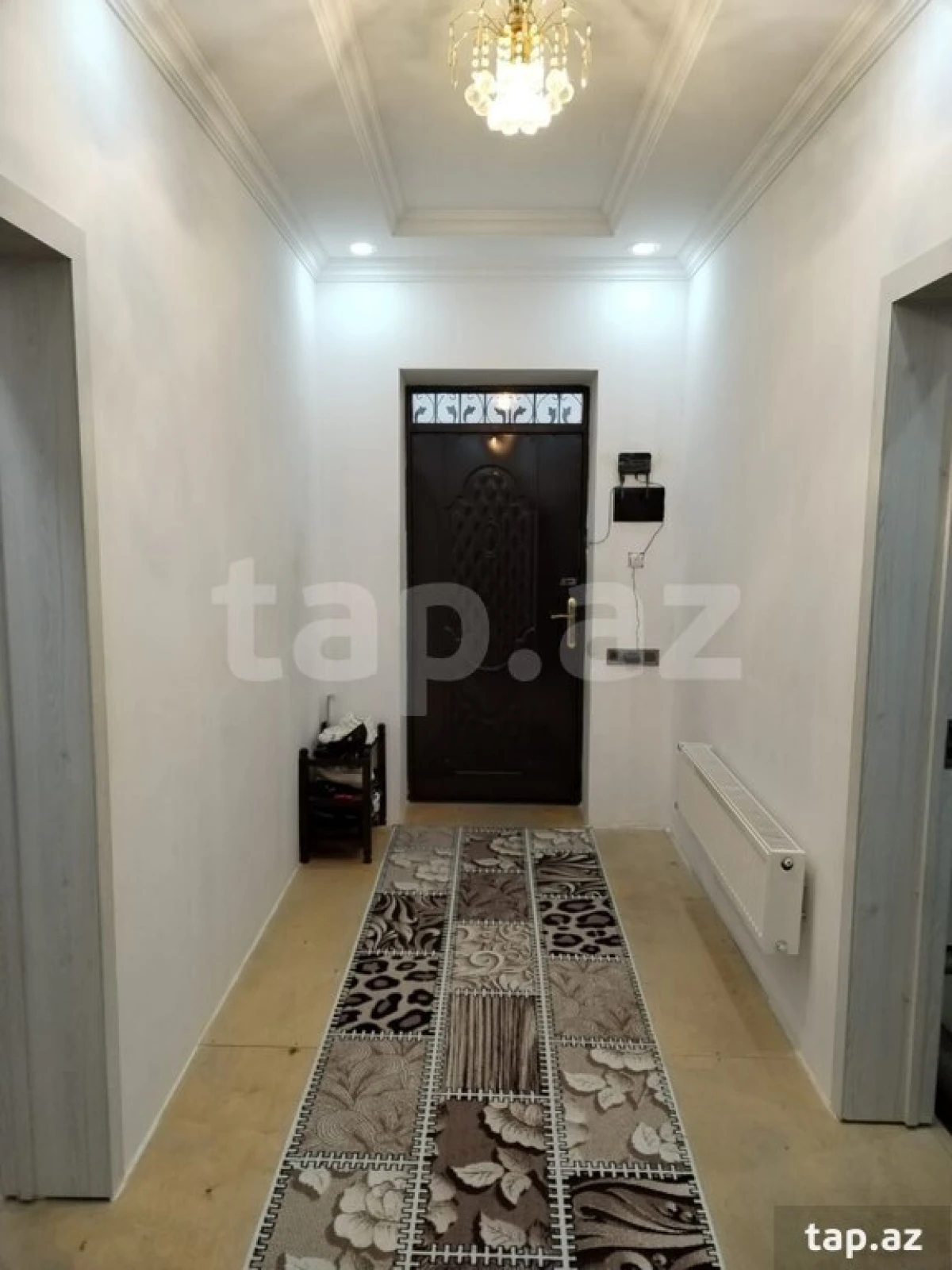 Satılır 6 otaqlı həyət evi