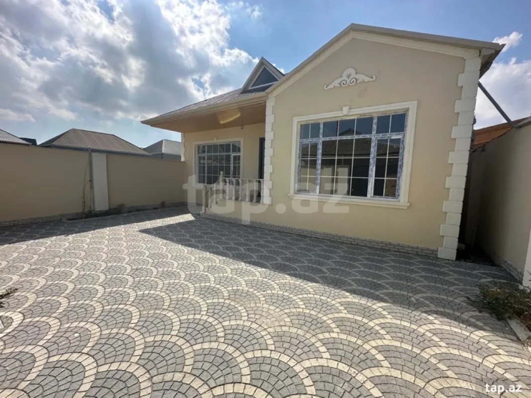 Satılır 4 otaqlı həyət evi