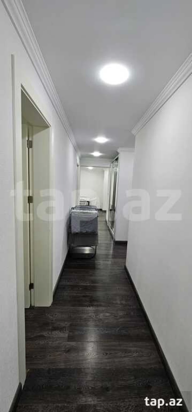 Kirayə verilir 3 otaqlı yeni tikili 140 m²