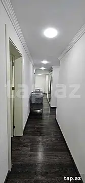 Kirayə verilir 3 otaqlı yeni tikili 140 m²