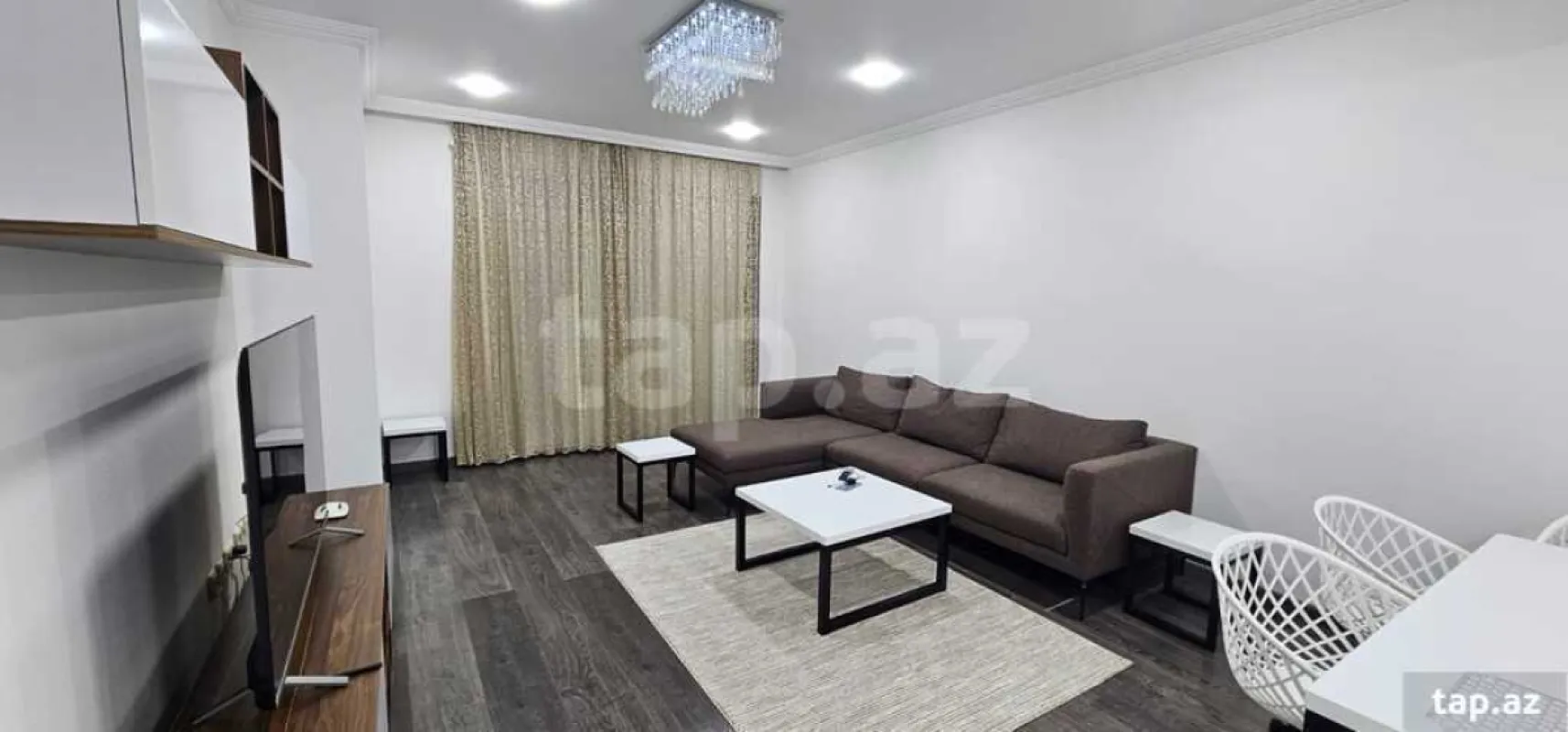 Kirayə verilir 3 otaqlı yeni tikili 140 m²
