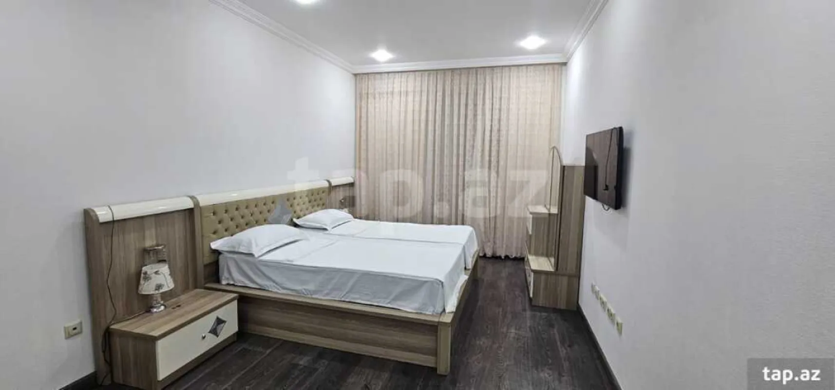 Kirayə verilir 3 otaqlı yeni tikili 140 m²