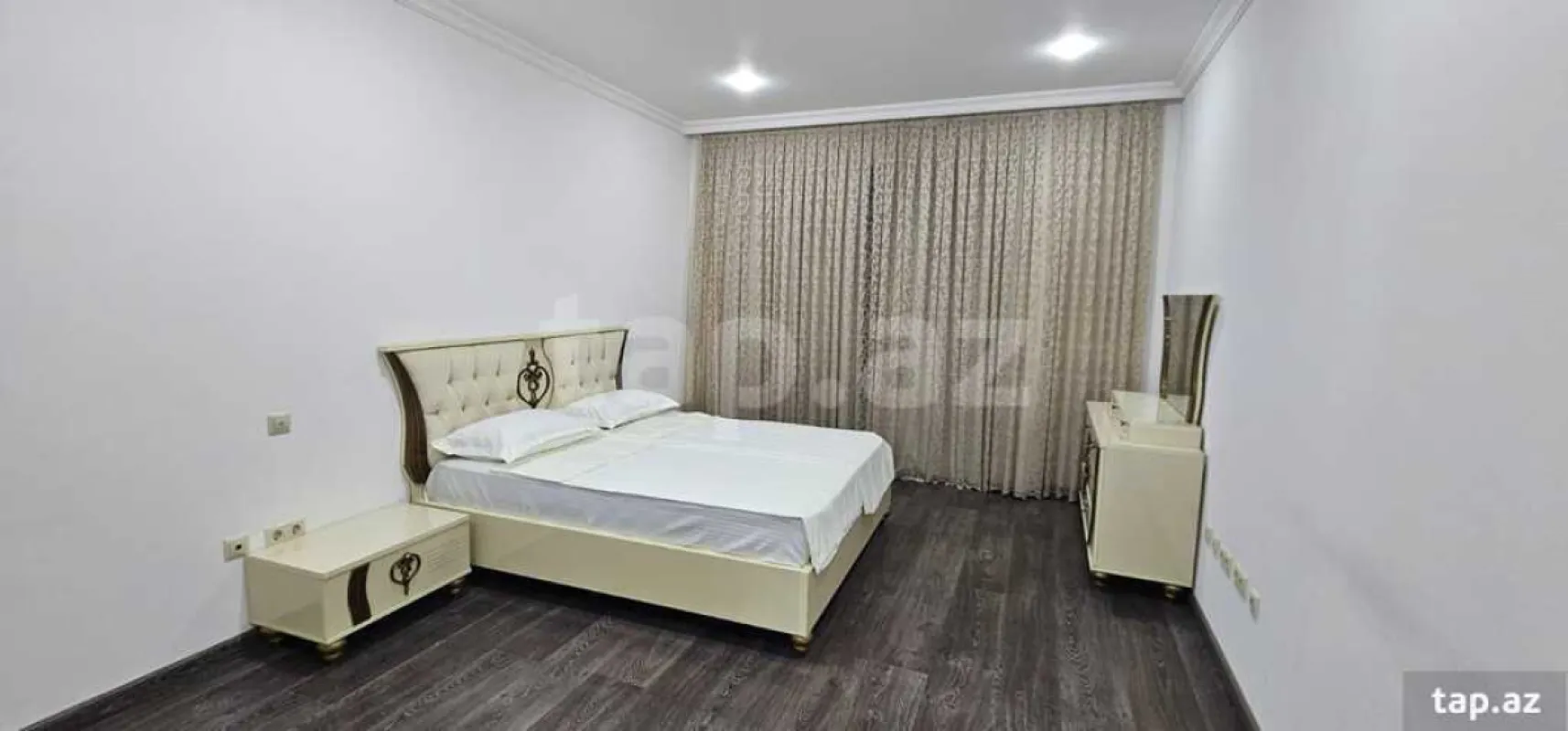 Kirayə verilir 3 otaqlı yeni tikili 140 m²