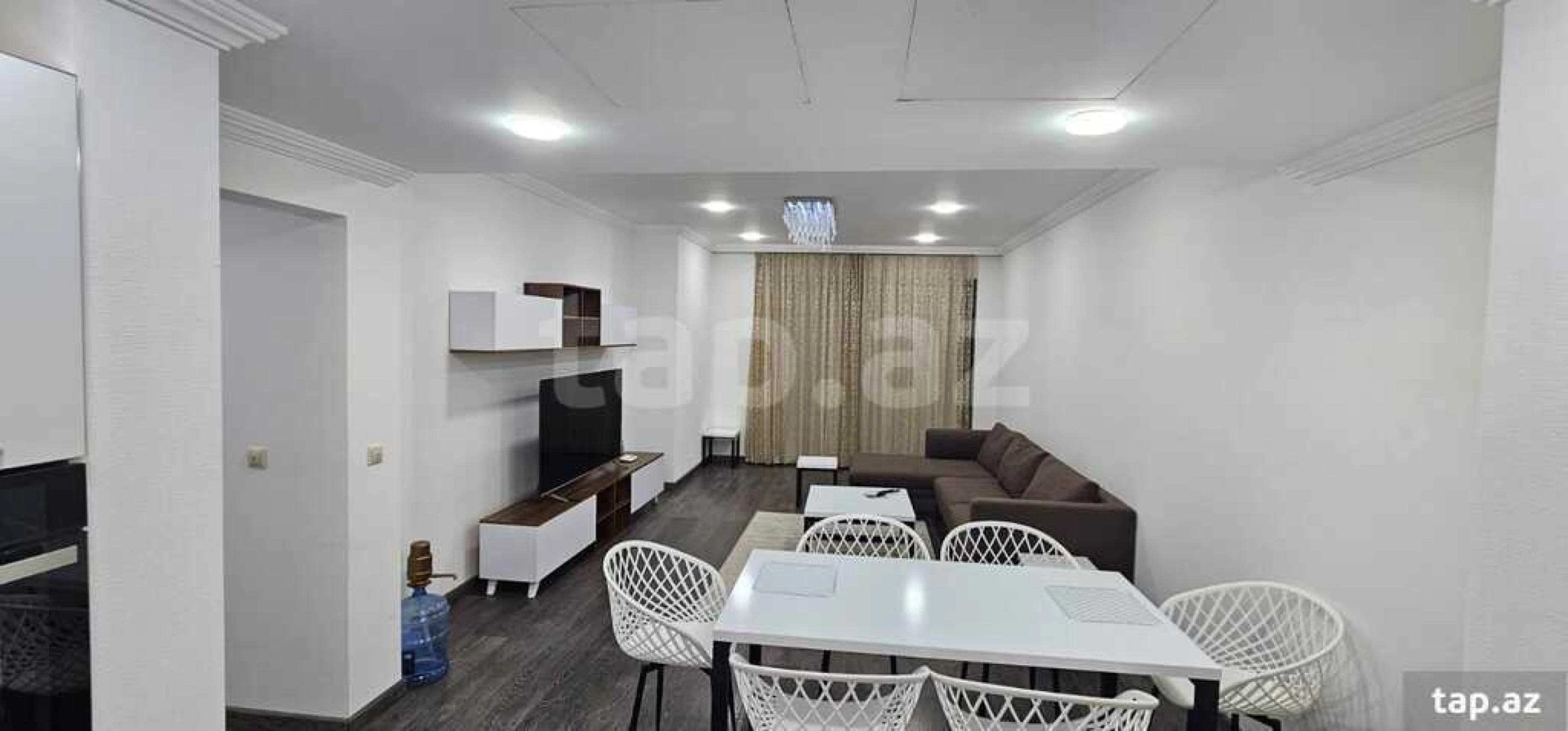 Kirayə verilir 3 otaqlı yeni tikili 140 m²