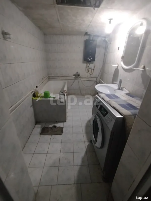 Kirayə verilir 3 otaqlı həyət evi