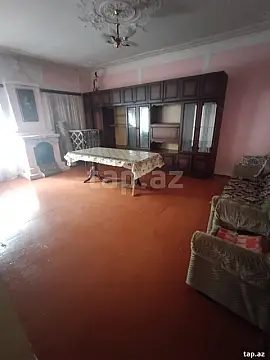 Kirayə verilir 3 otaqlı həyət evi