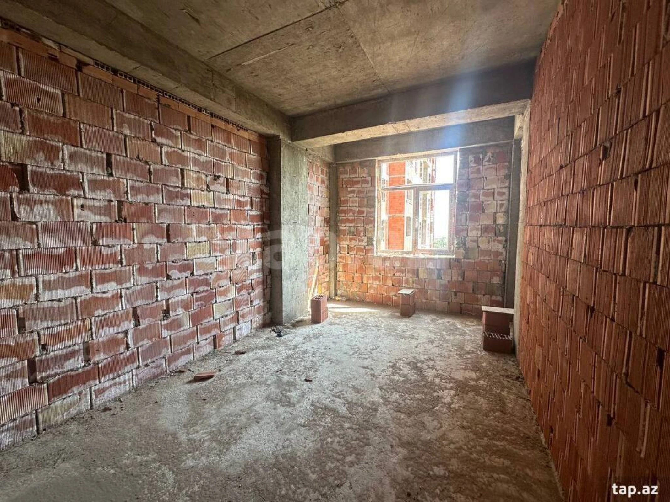 Satılır 1 otaqlı yeni tikili 50 m²