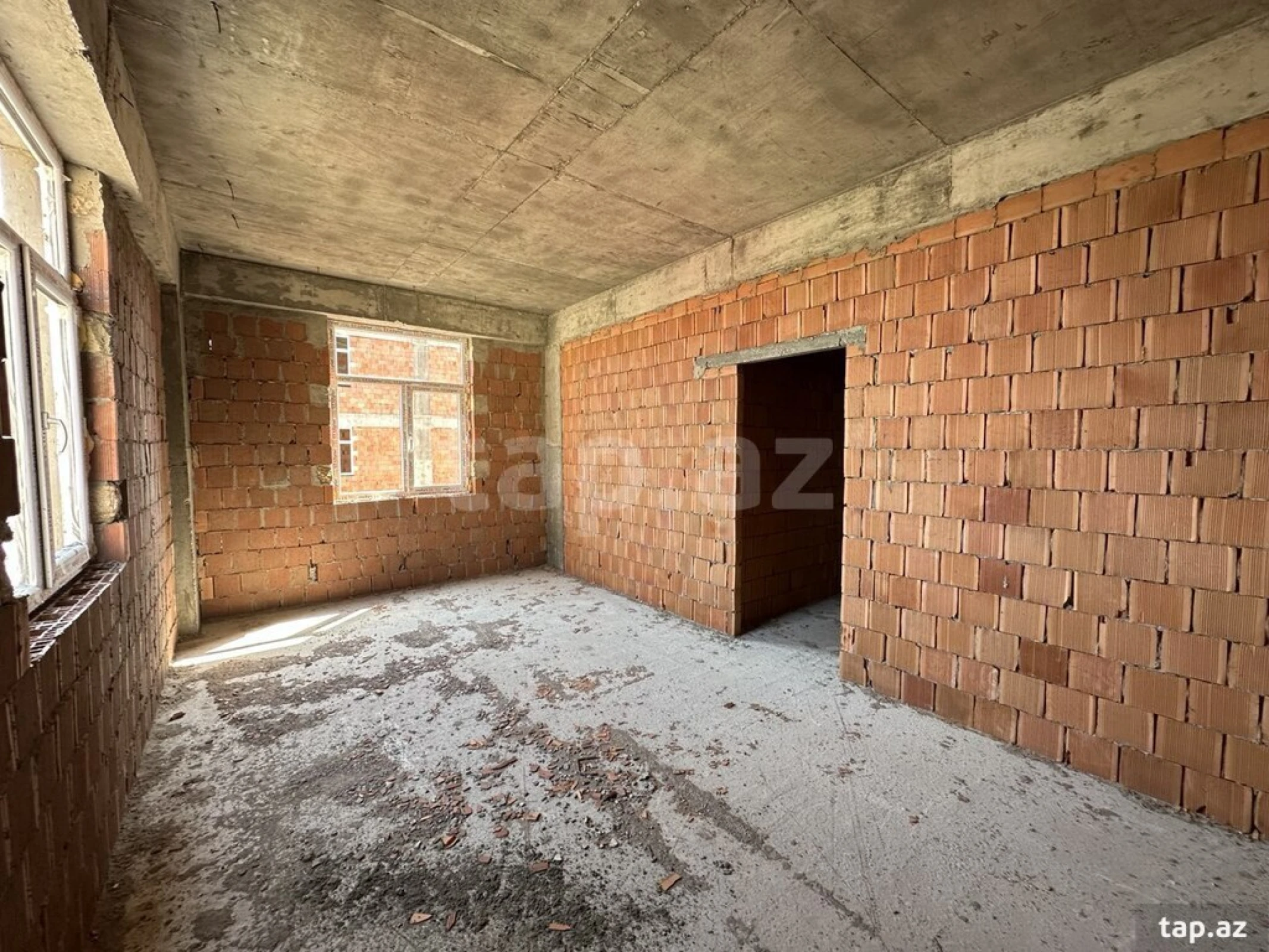 Satılır 2 otaqlı yeni tikili 73.8 m²