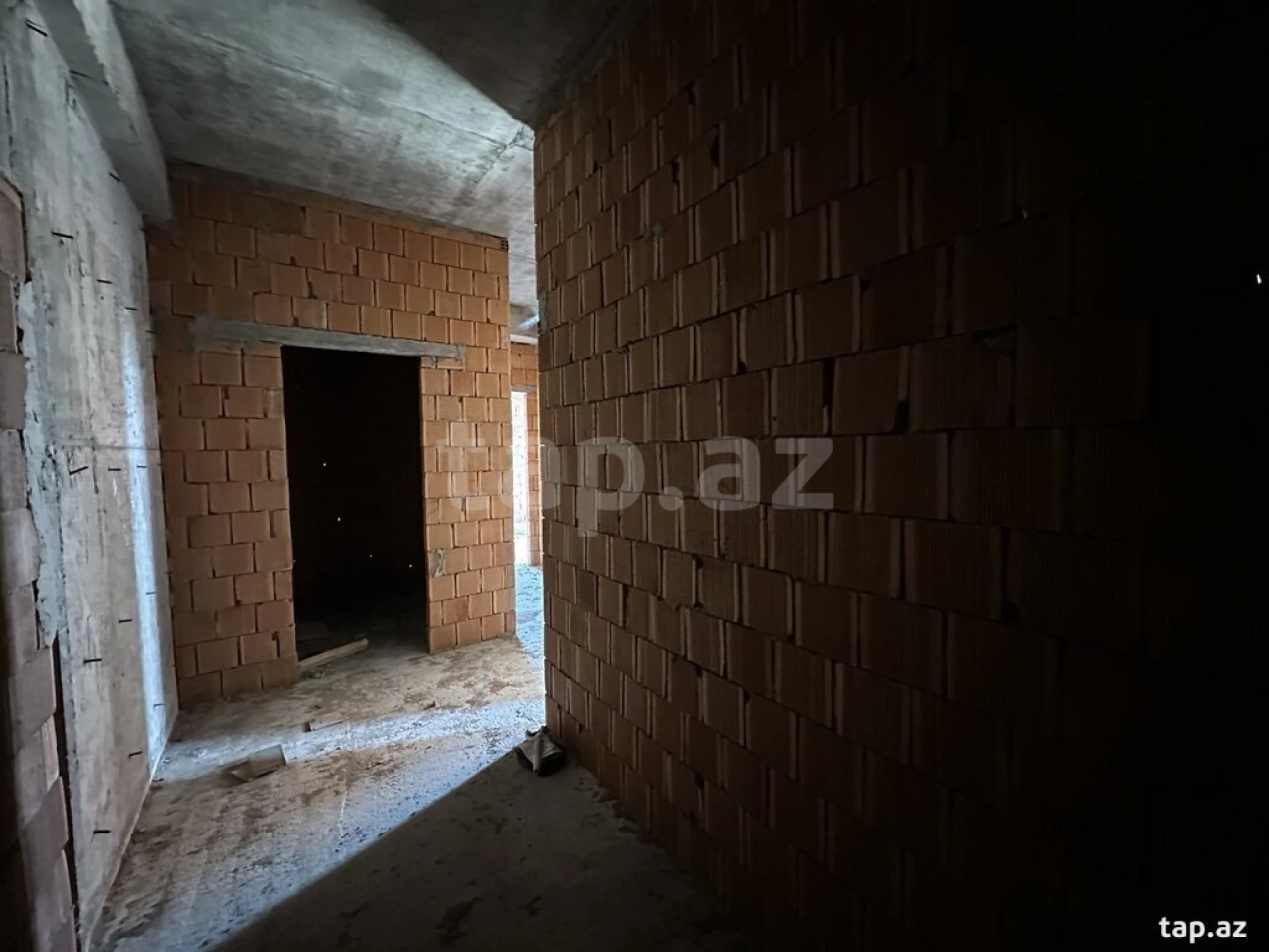 Satılır 2 otaqlı yeni tikili 73.8 m²