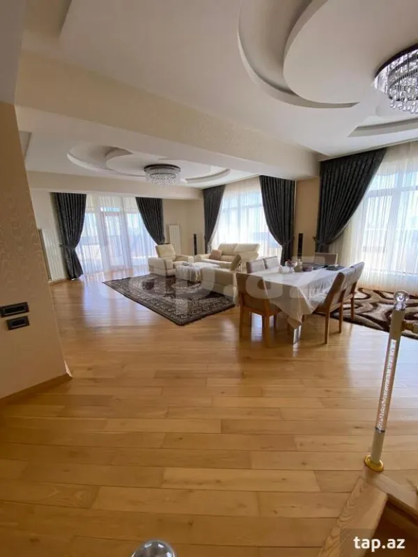 Satılır 5 otaqlı yeni tikili 293 m²