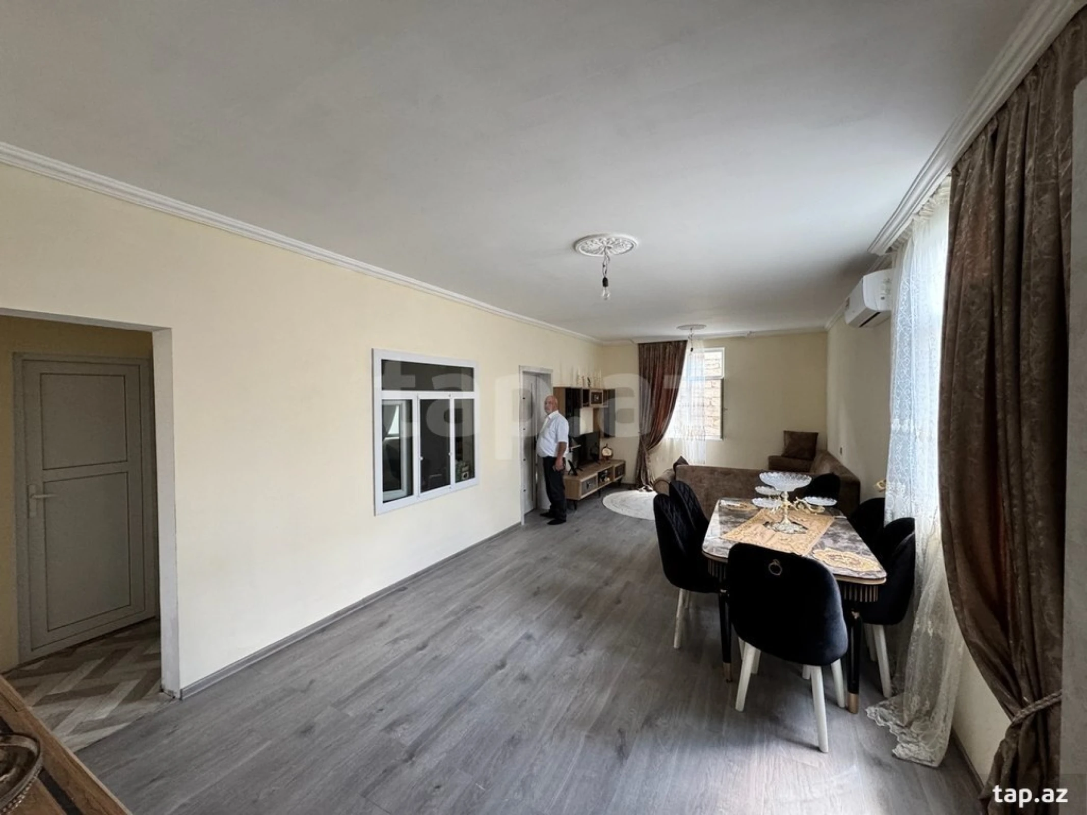 Satılır 4 otaqlı həyət evi