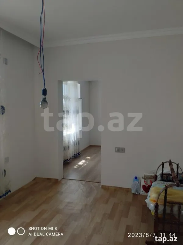 Satılır 4 otaqlı həyət evi 120 m²