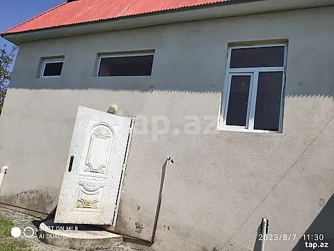 Satılır 4 otaqlı həyət evi 120 m²