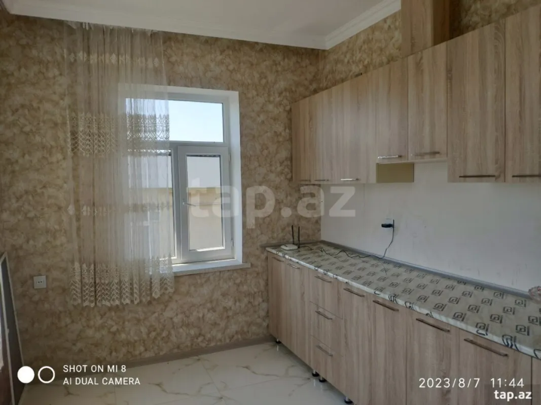 Satılır 4 otaqlı həyət evi 120 m²