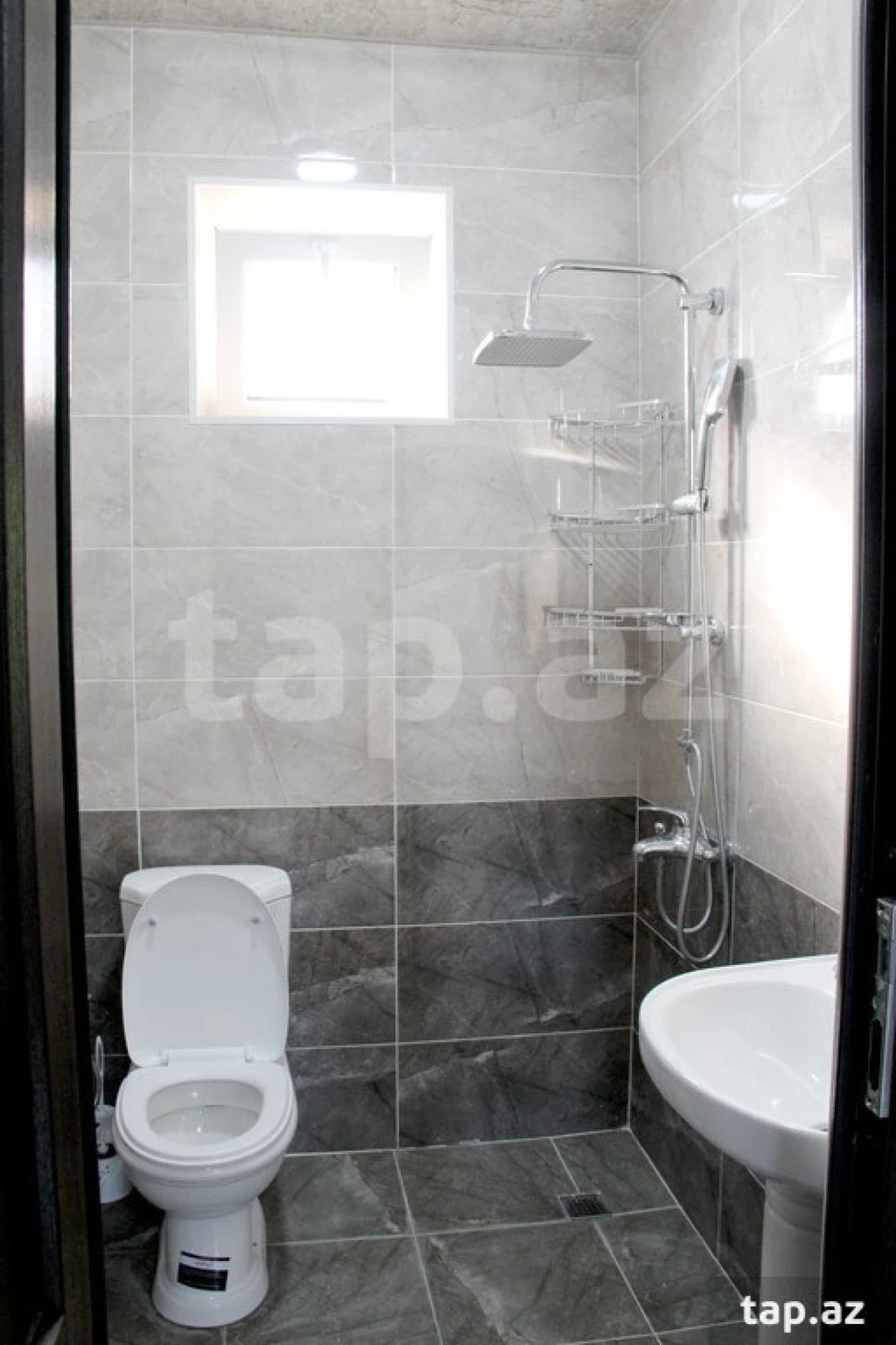 Kirayə verilir 5 otaqlı həyət evi 200 m²