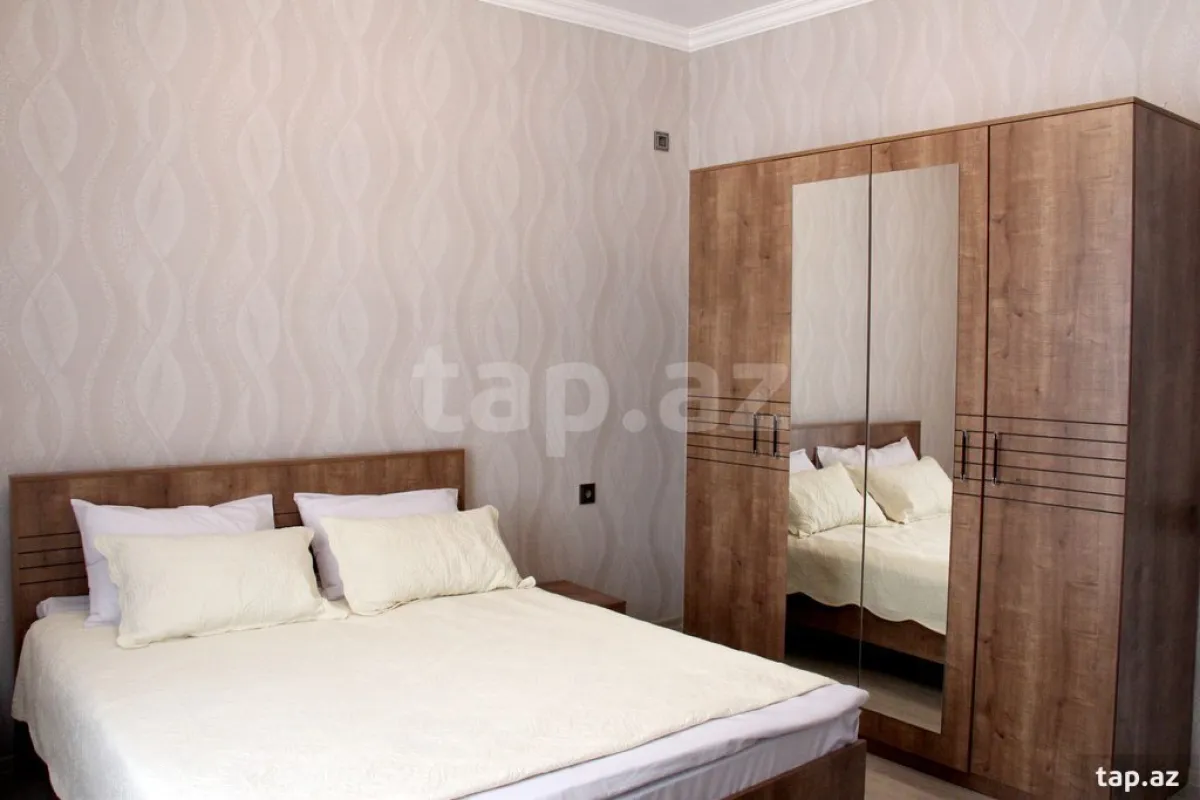 Kirayə verilir 5 otaqlı həyət evi 200 m²