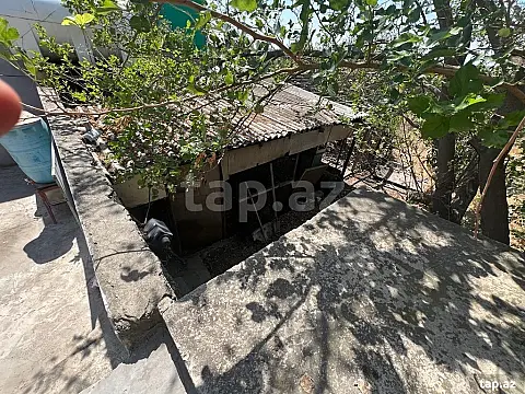 Satılır 4 otaqlı həyət evi