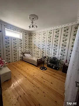Satılır 4 otaqlı həyət evi