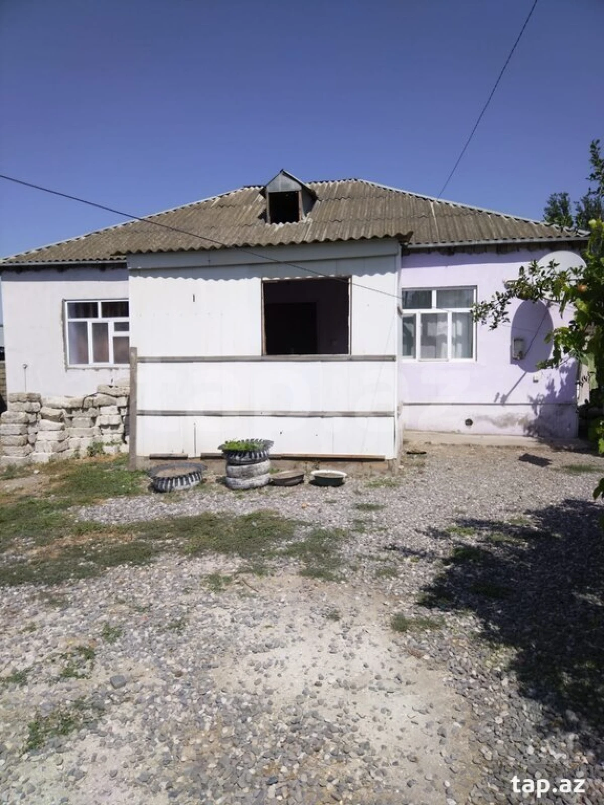 Satılır 5 otaqlı həyət evi 200 m²