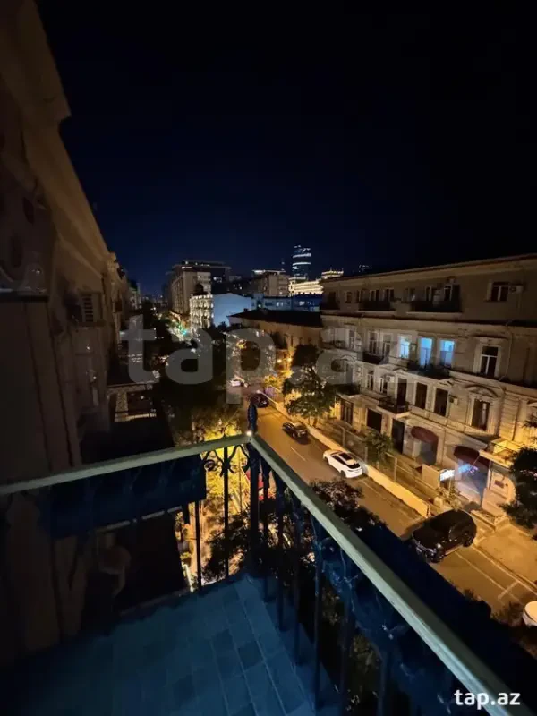 Kirayə verilir 2 otaqlı mənzil 70 m²