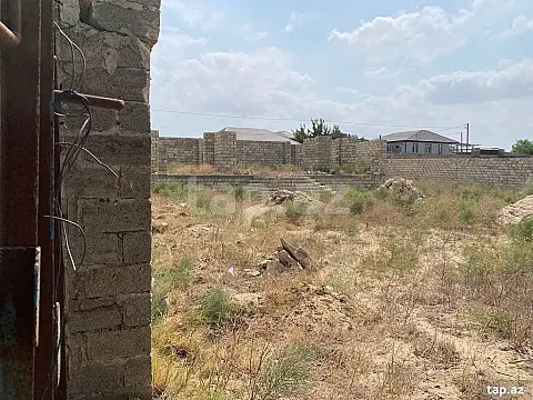 Satılır 5 otaqlı həyət evi