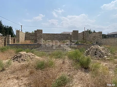 Satılır 5 otaqlı həyət evi