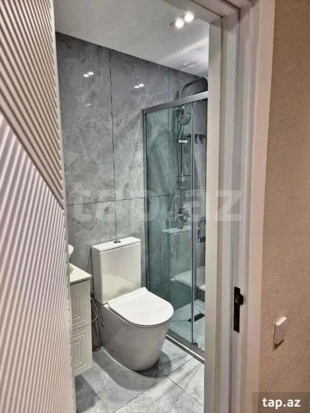 Satılır 2 otaqlı mənzil 45 m²