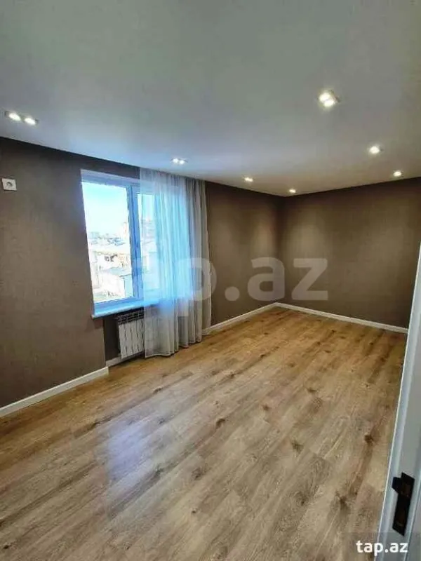 Satılır 2 otaqlı mənzil 45 m²