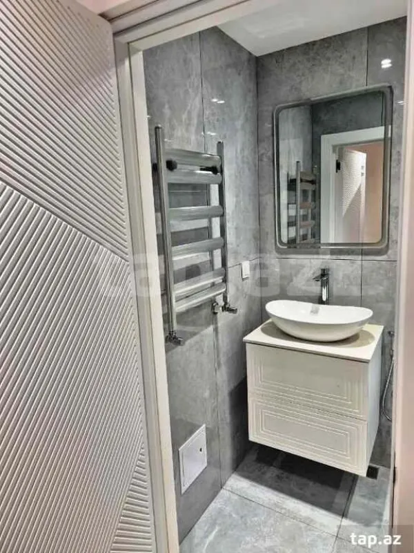 Satılır 2 otaqlı mənzil 45 m²