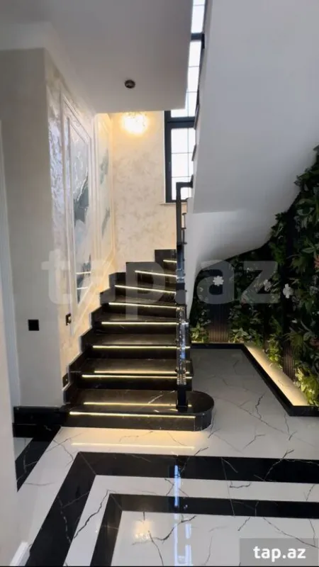 Satılır 4 otaqlı həyət evi