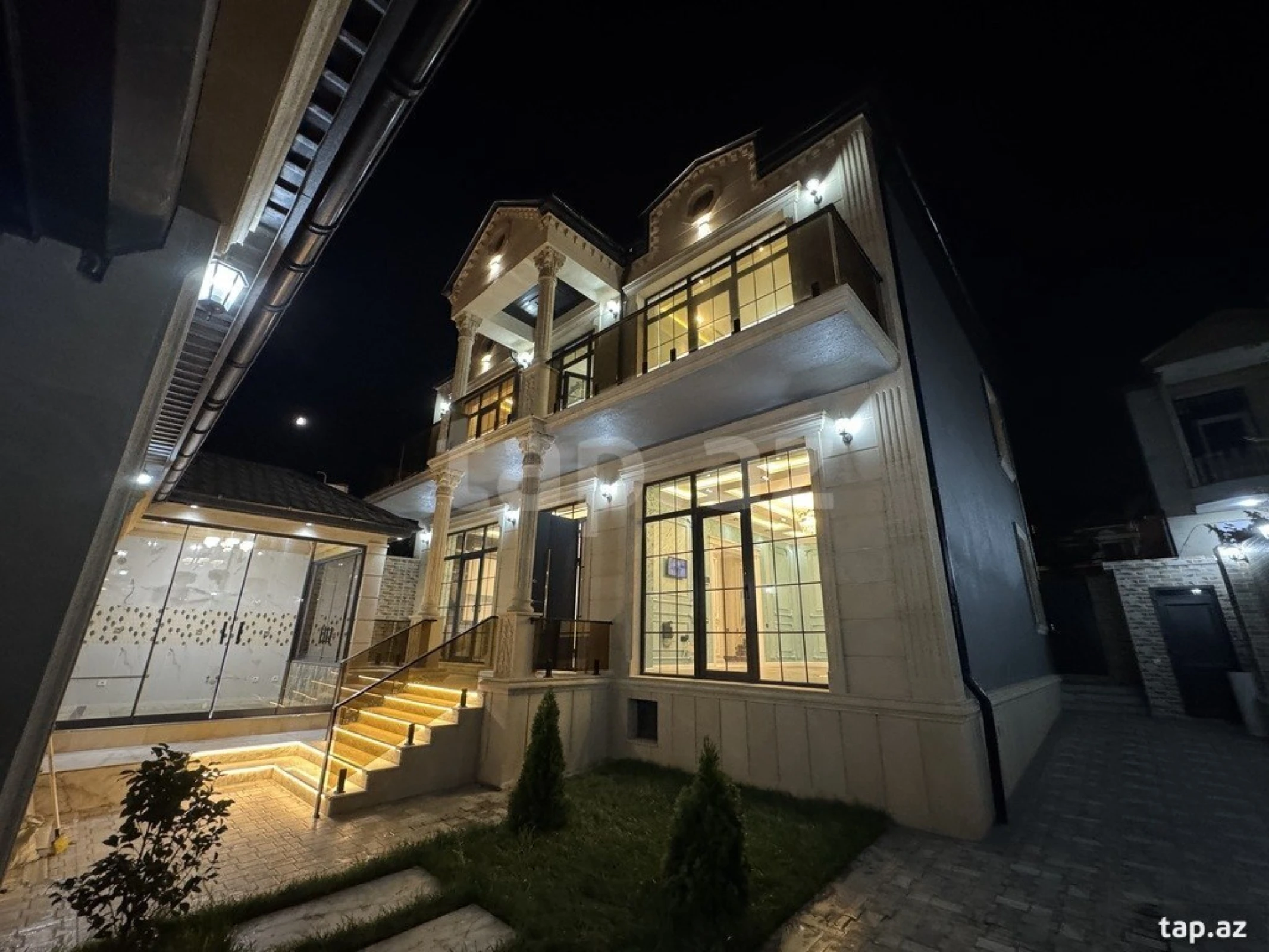 Satılır 4 otaqlı həyət evi