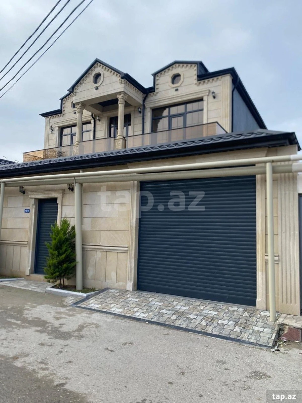 Satılır 4 otaqlı həyət evi