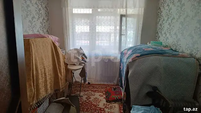 Satılır 5 otaqlı mənzil 120 m²