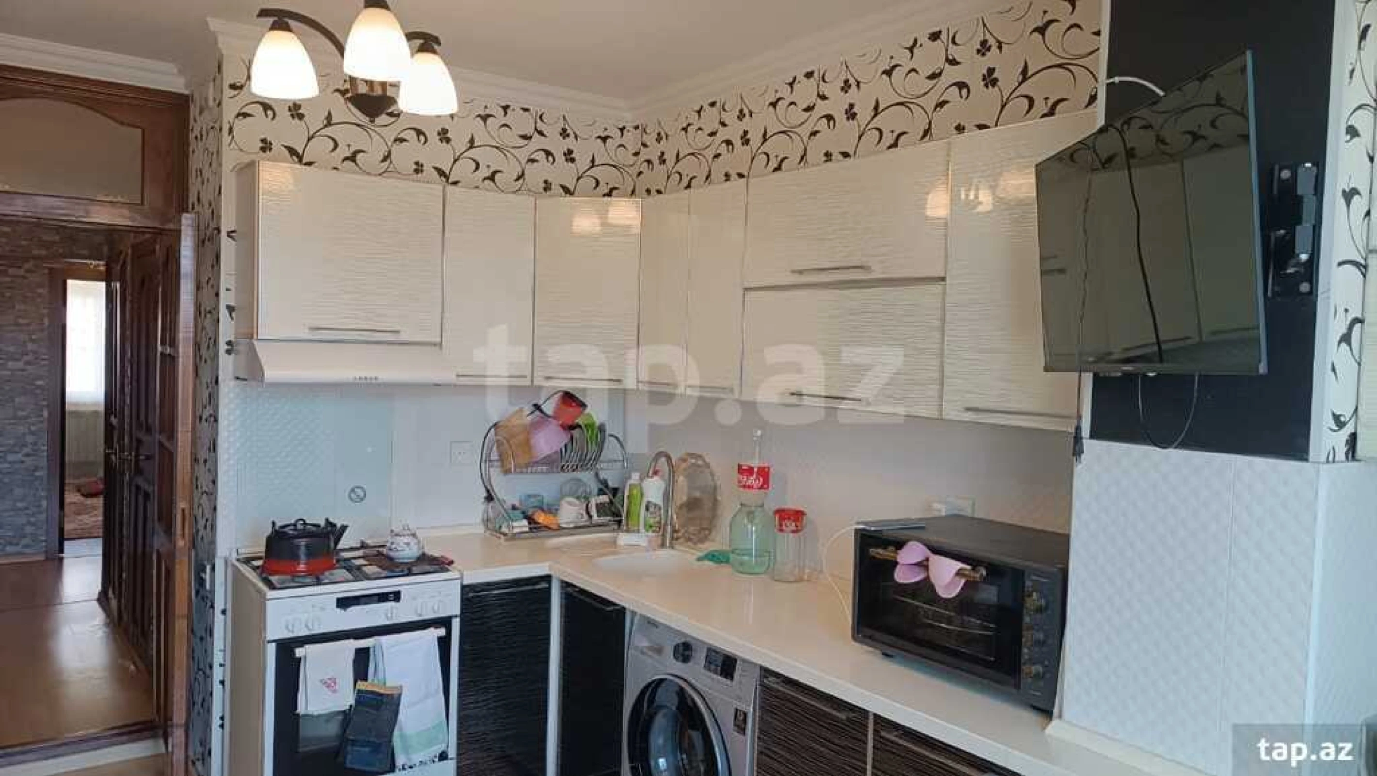 Satılır 5 otaqlı mənzil 120 m²