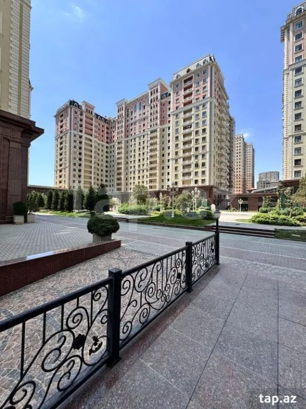 Satılır 3 otaqlı yeni tikili 86 m²