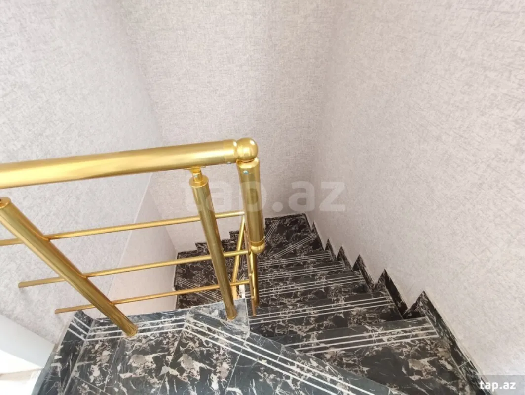 Satılır 3 otaqlı həyət evi