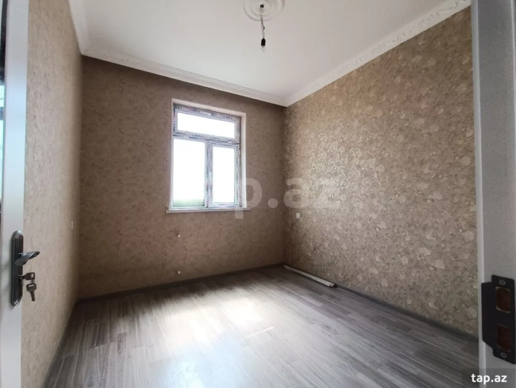 Satılır 3 otaqlı həyət evi