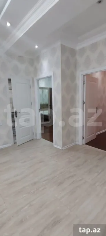Kirayə verilir 3 otaqlı yeni tikili 110 m²