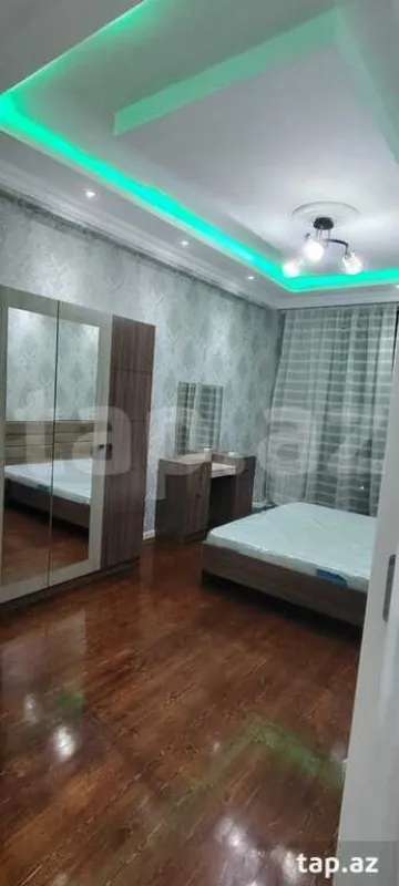 Kirayə verilir 3 otaqlı yeni tikili 110 m²