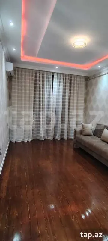 Kirayə verilir 3 otaqlı yeni tikili 110 m²