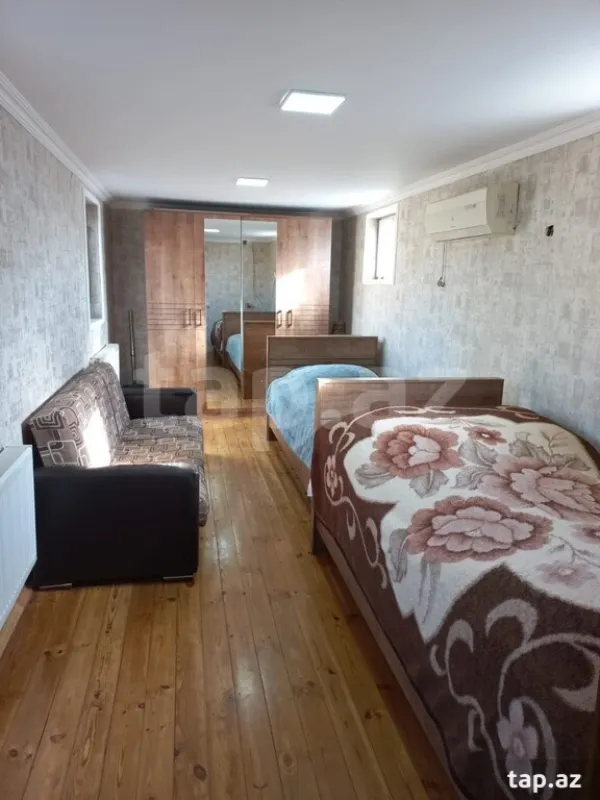 Satılır 1 otaqlı həyət evi 40 m²