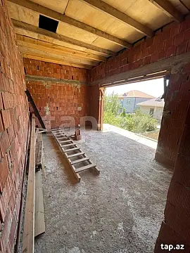 Satılır 5 otaqlı həyət evi