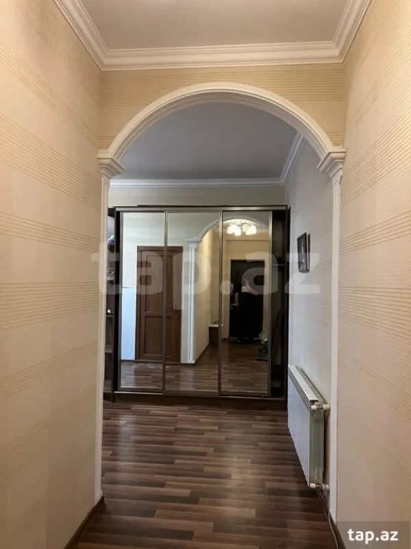 Kirayə verilir 3 otaqlı yeni tikili 90 m²