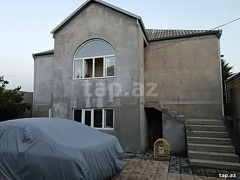Satılır 4 otaqlı həyət evi 140 m²