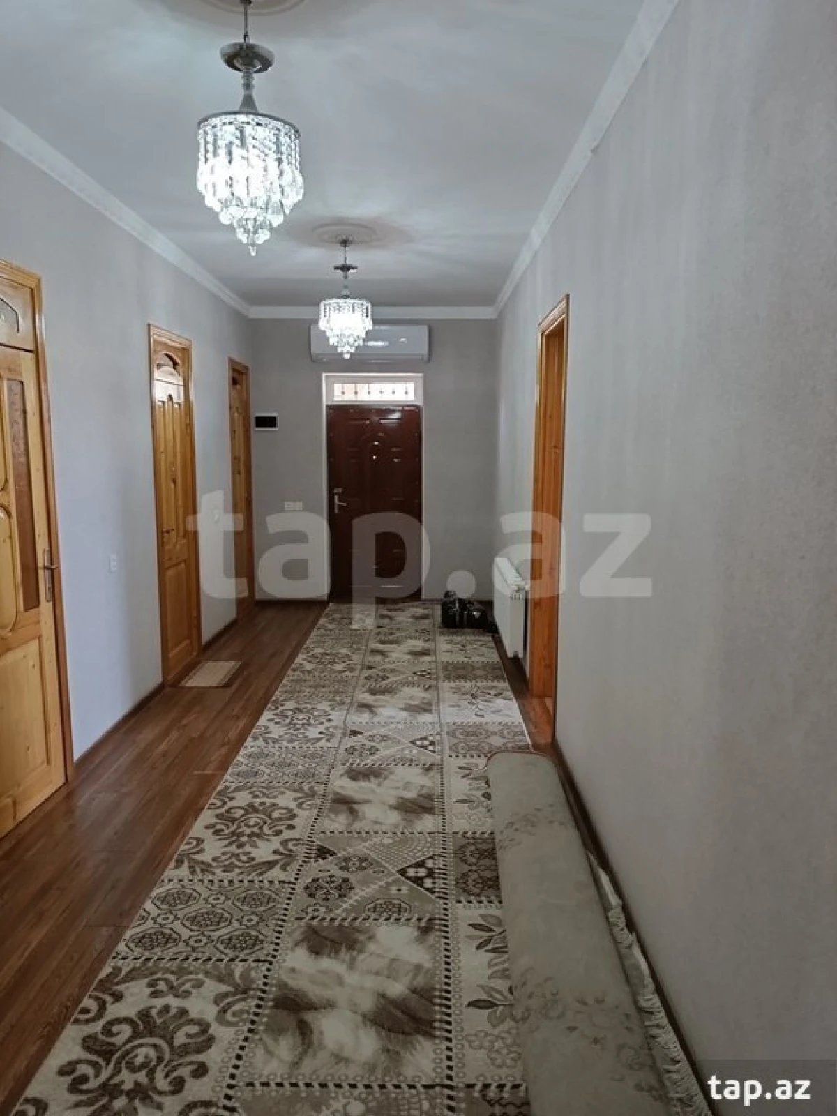 Satılır 4 otaqlı həyət evi 140 m²