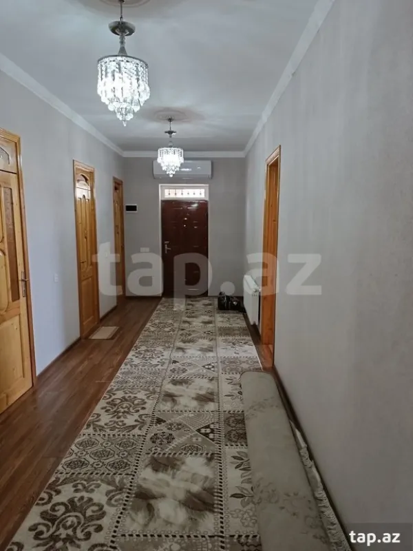Satılır 4 otaqlı həyət evi 140 m²