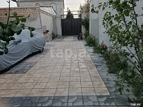 Satılır 4 otaqlı həyət evi 140 m²